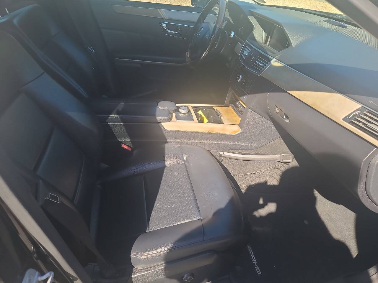Used 2011 Mercedes-Benz E 350 4MATIC Sedan image 33