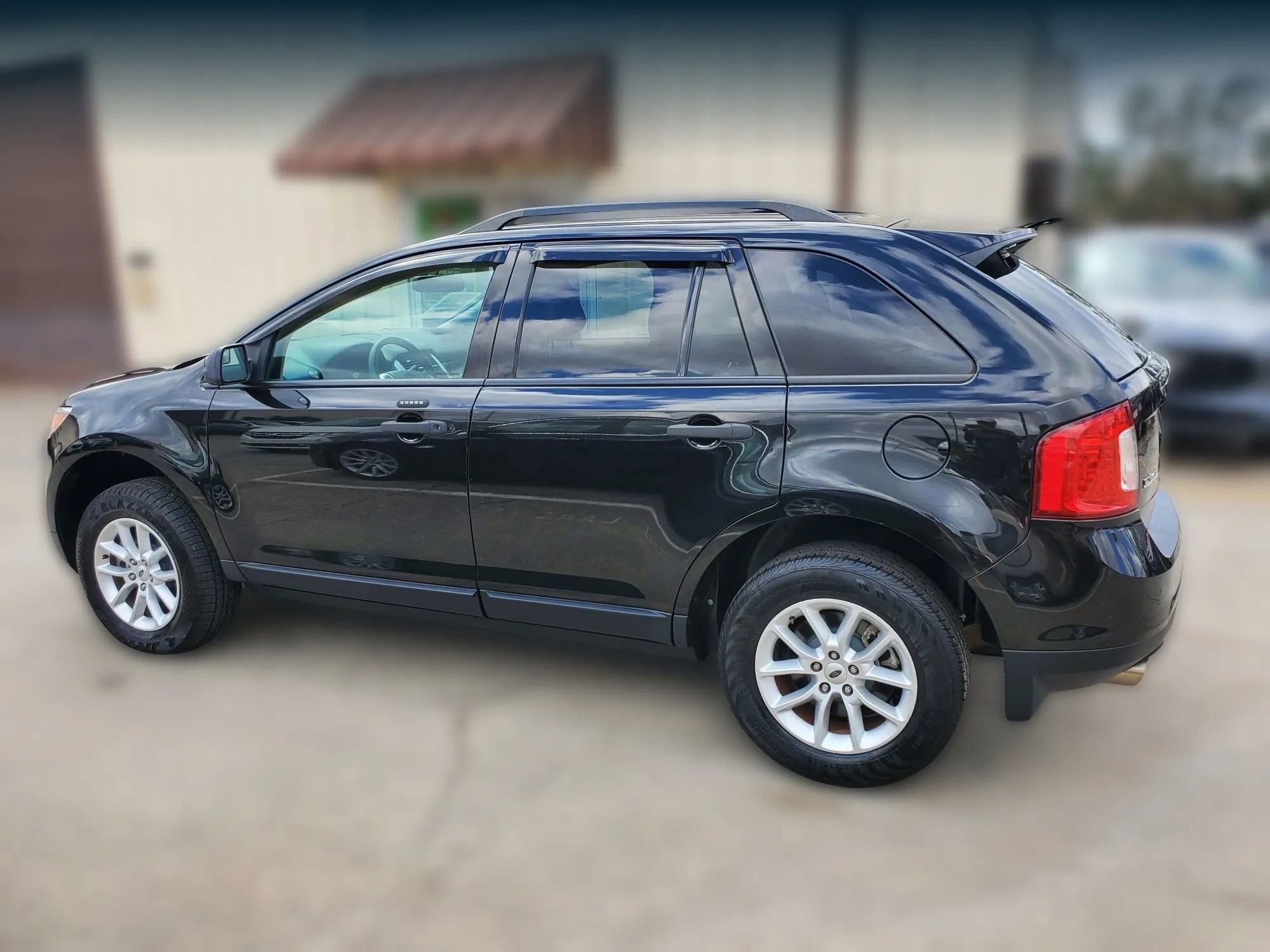 Used 2013 Ford Edge SE FWD image 4