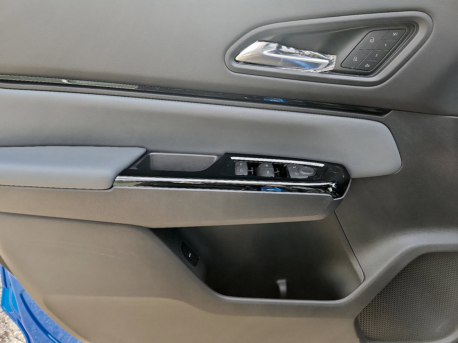 New 2025 Honda Prologue Touring image 8