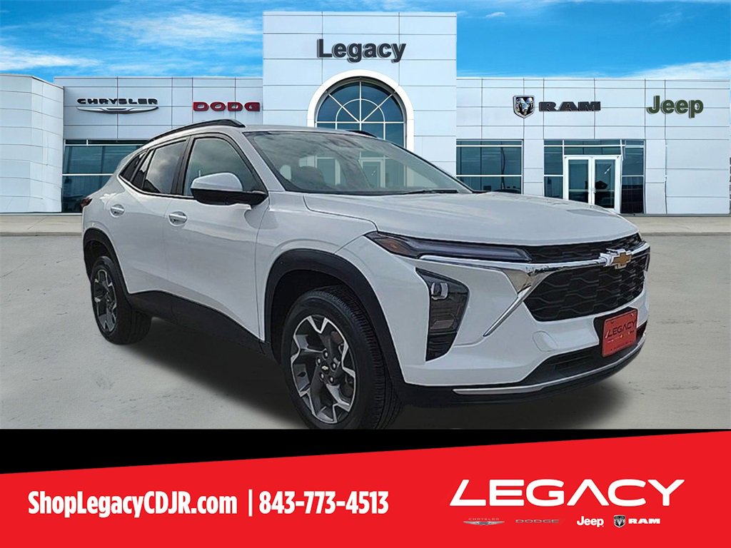 Used 2024 Chevrolet Trax LT