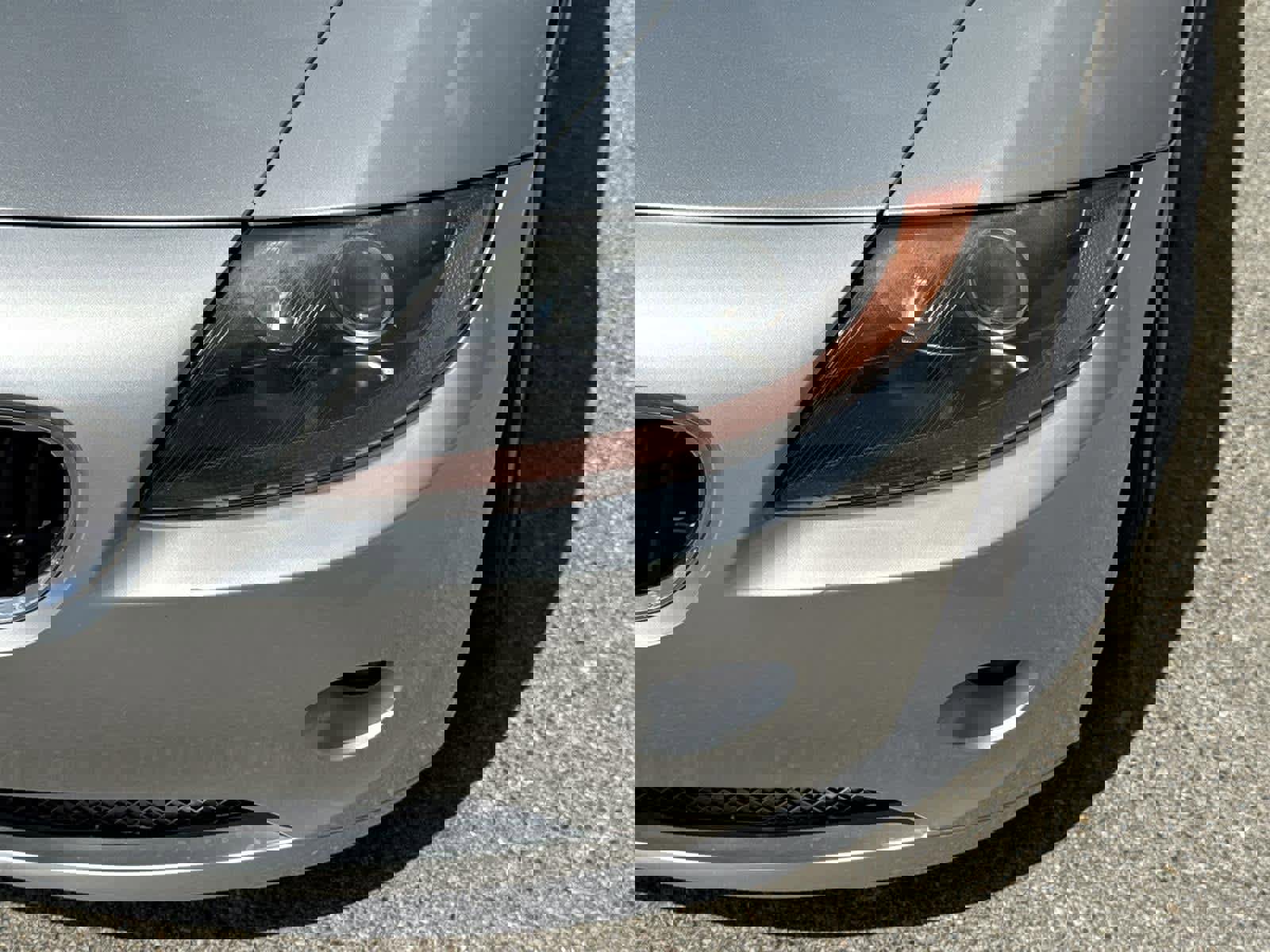 Used 2004 BMW Z4 2.5i image 10