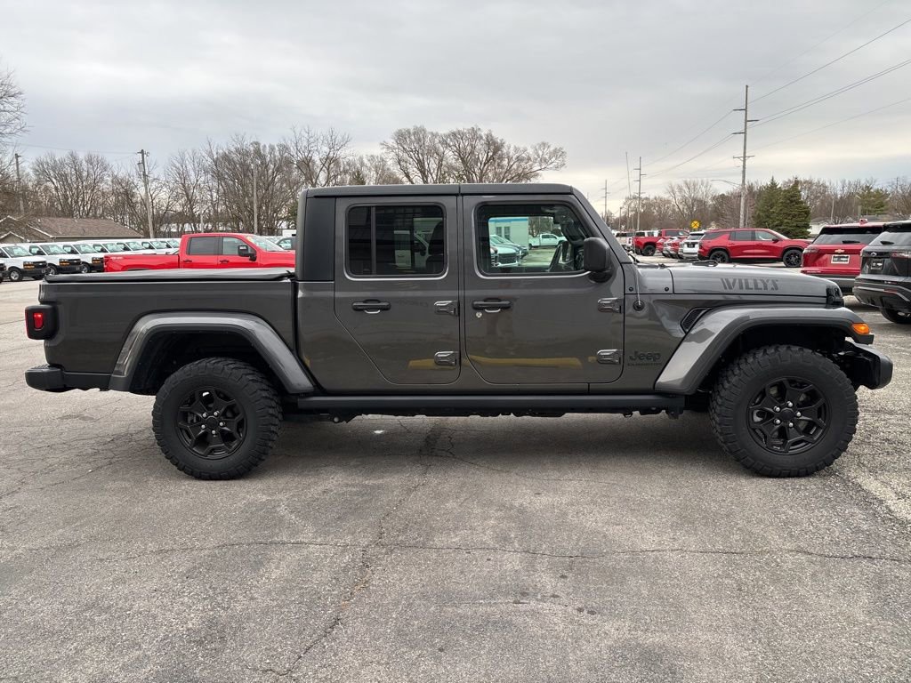 Used 2022 Jeep Gladiator Willys image 4