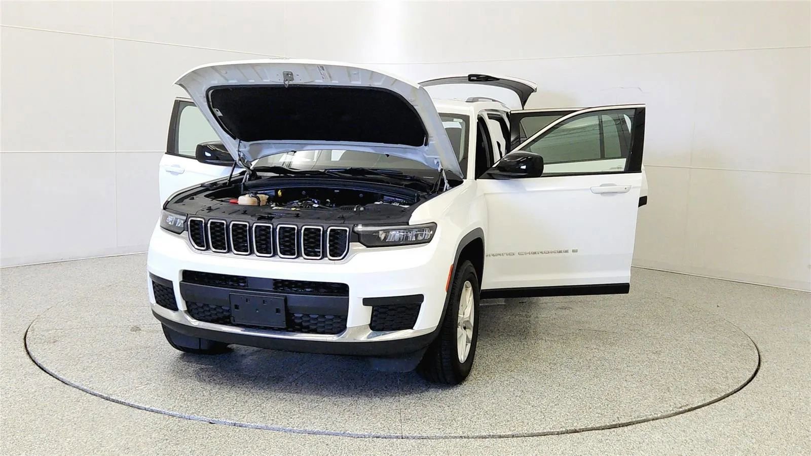Used 2022 Jeep Grand Cherokee L Laredo w/ Luxury Tech Group I AWD/4WD image 10