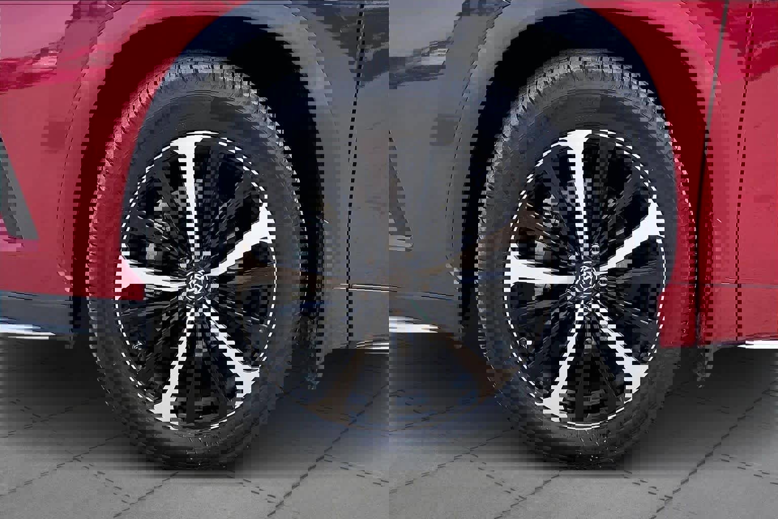 Used 2021 Toyota Highlander XSE image 11