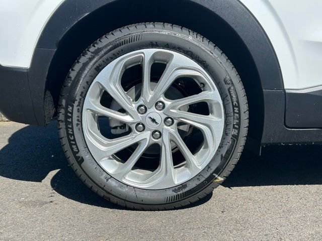 New 2027 Chevrolet Bolt LT w/ Comfort Package image 10