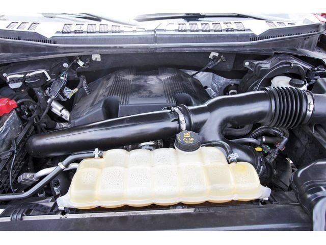 Used 2018 Ford F150 Platinum w/ Equipment Group 701A Luxury AWD/4WD image 28