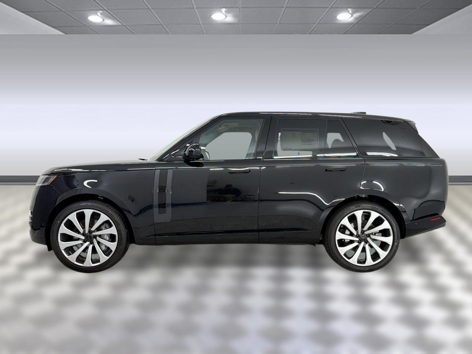 New 2026 Land Rover Range Rover SE AWD/4WD image 2