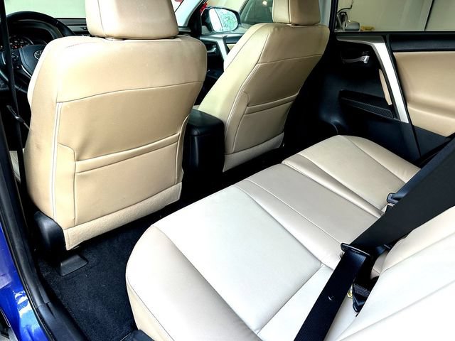 Used 2015 Toyota RAV4 Limited w/ Technology Package AWD/4WD image 20