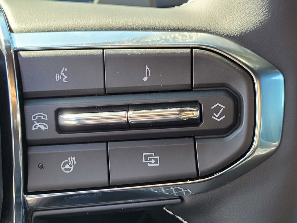 New 2026 GMC Acadia Denali w/ Super Cruise Package image 20