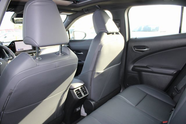 Used 2025 Lexus UX 300h FWD image 9