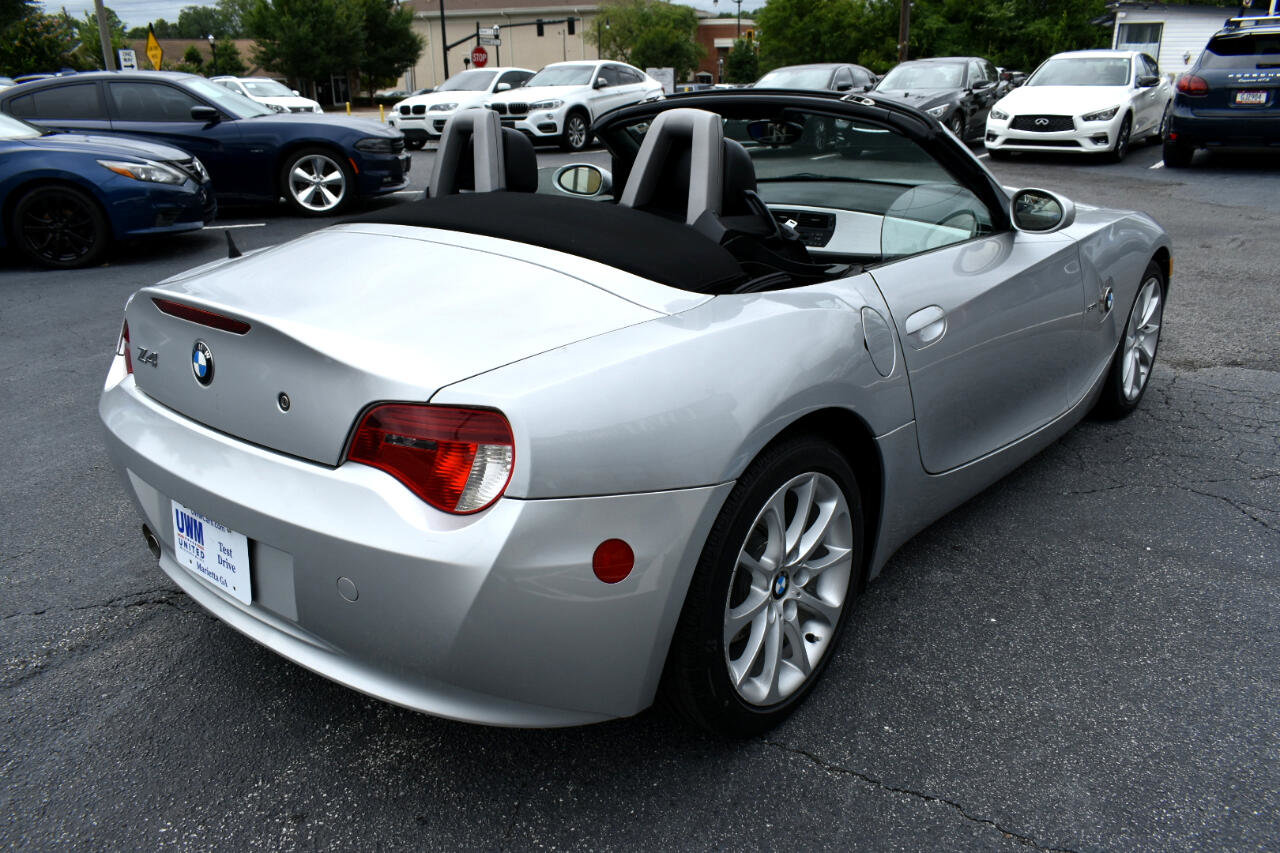 Used 2006 BMW Z4 3.0i image 9