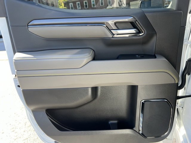 Used 2024 Chevrolet Silverado 1500 ZR2 w/ Technology Package image 21