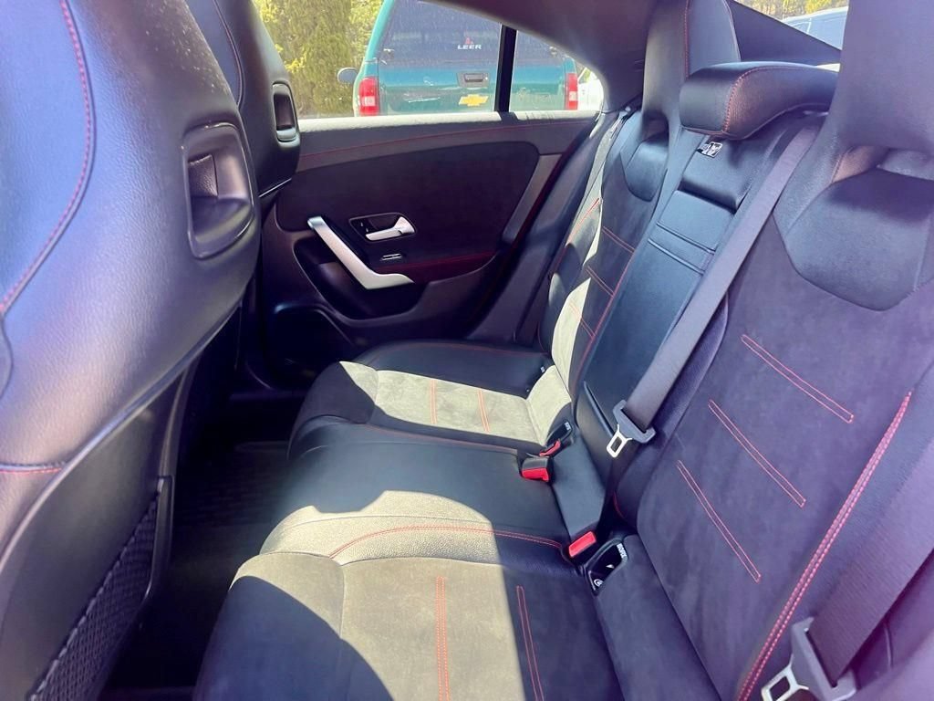 Used 2024 Mercedes-Benz CLA 250 4MATIC image 22