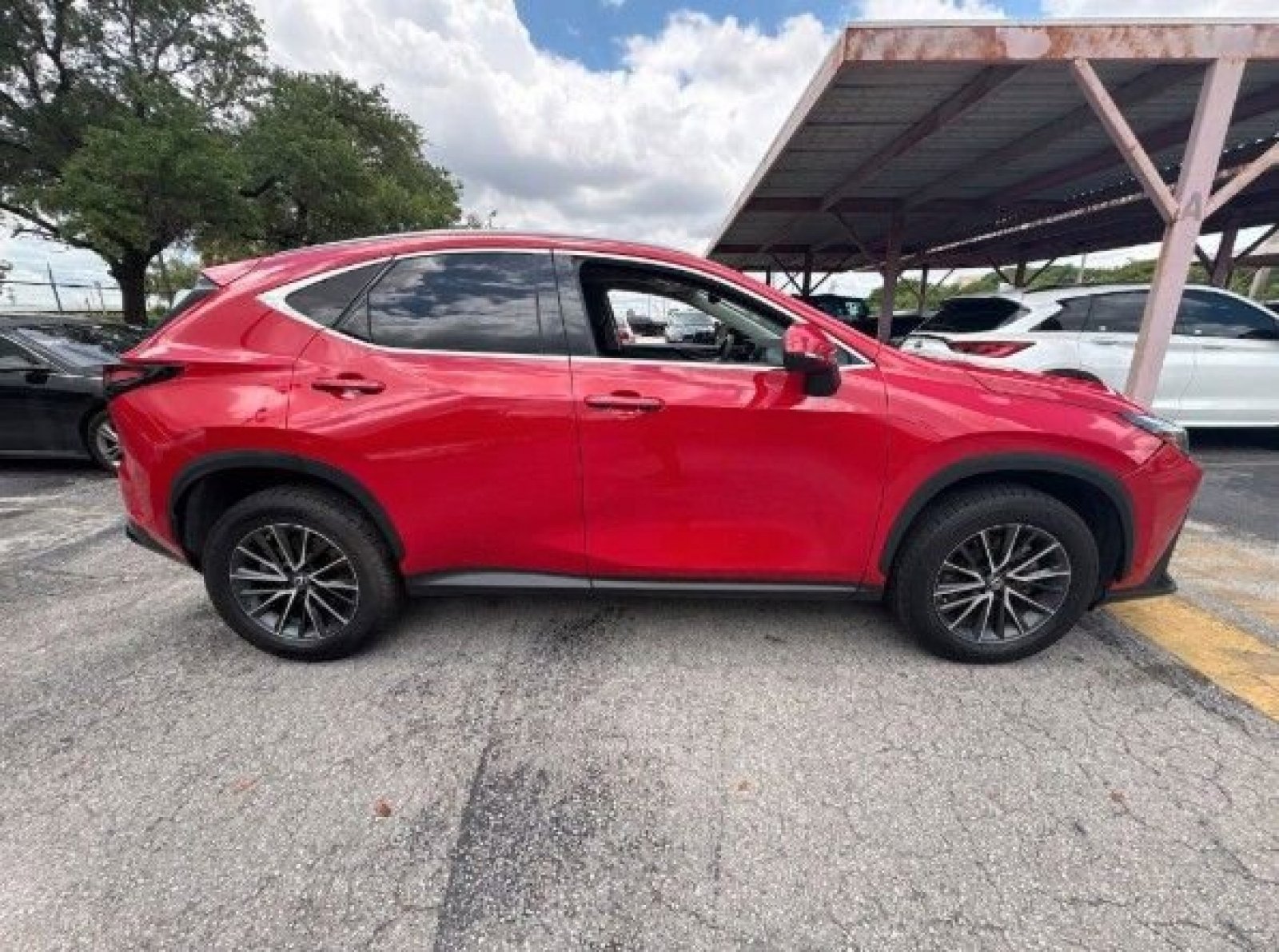 Used 2022 Lexus NX 350 AWD image 4
