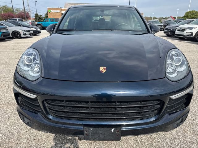 Used 2016 Porsche Cayenne image 2