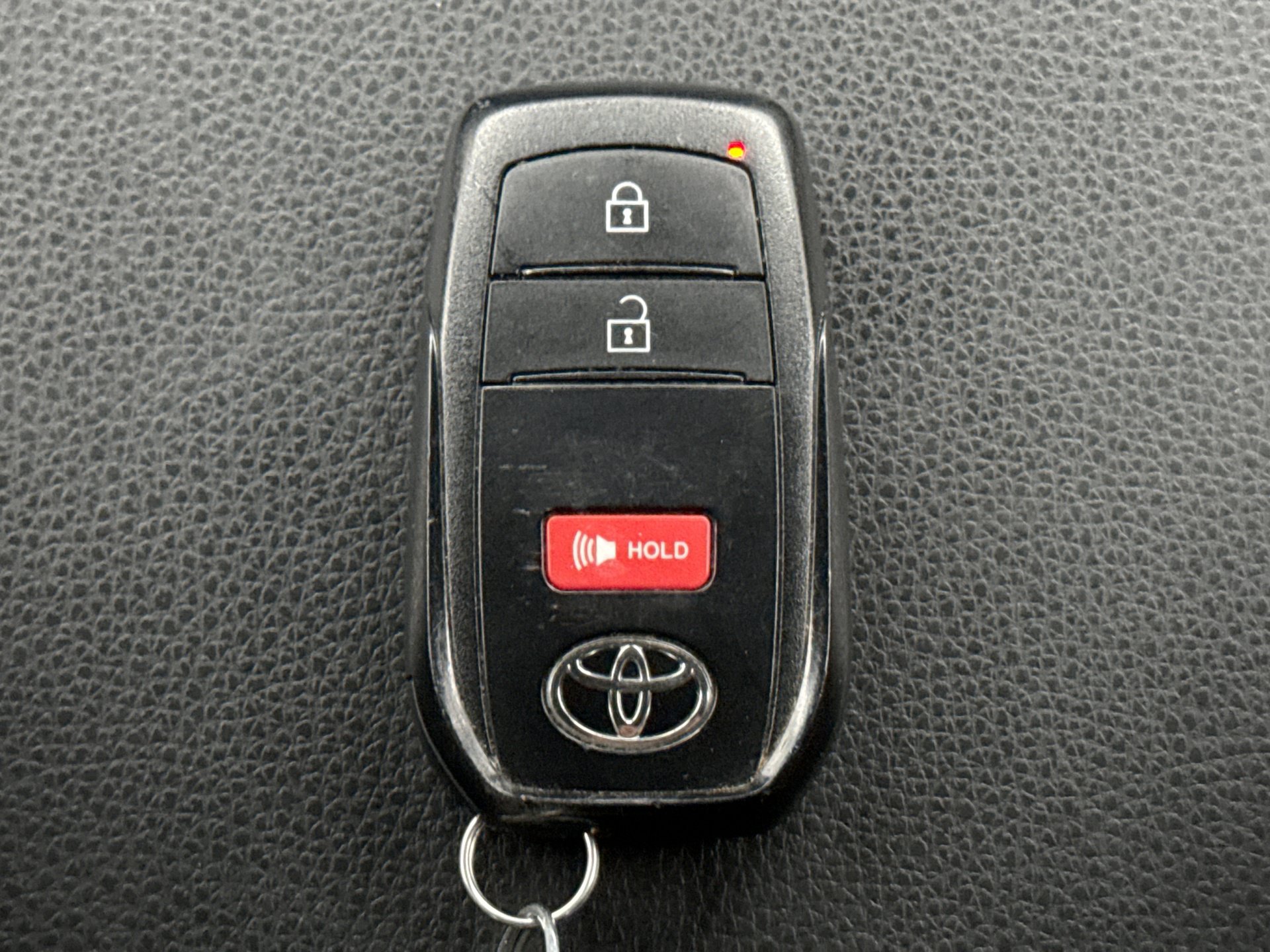 Used 2025 Toyota Tacoma SR5 AWD/4WD image 20
