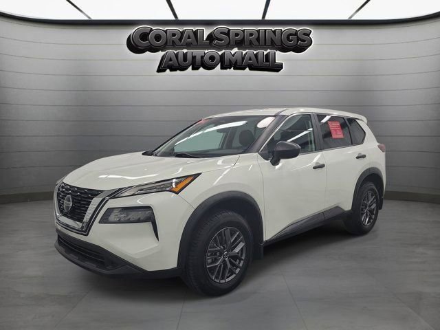 Certified 2021 Nissan Rogue S FWD image 3