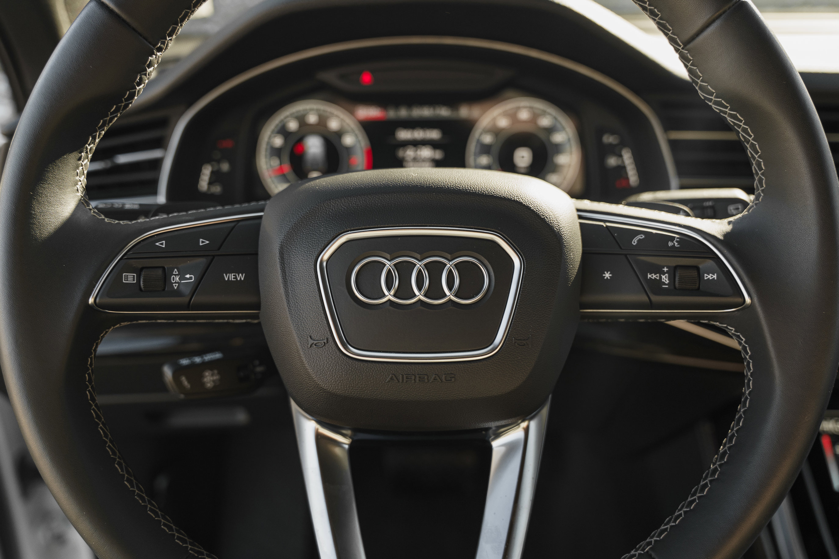 Certified 2025 Audi Q7 3.0T Premium Plus image 17