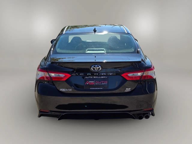 Used 2020 Toyota Camry SE w/ Moonroof Package AWD/4WD image 6