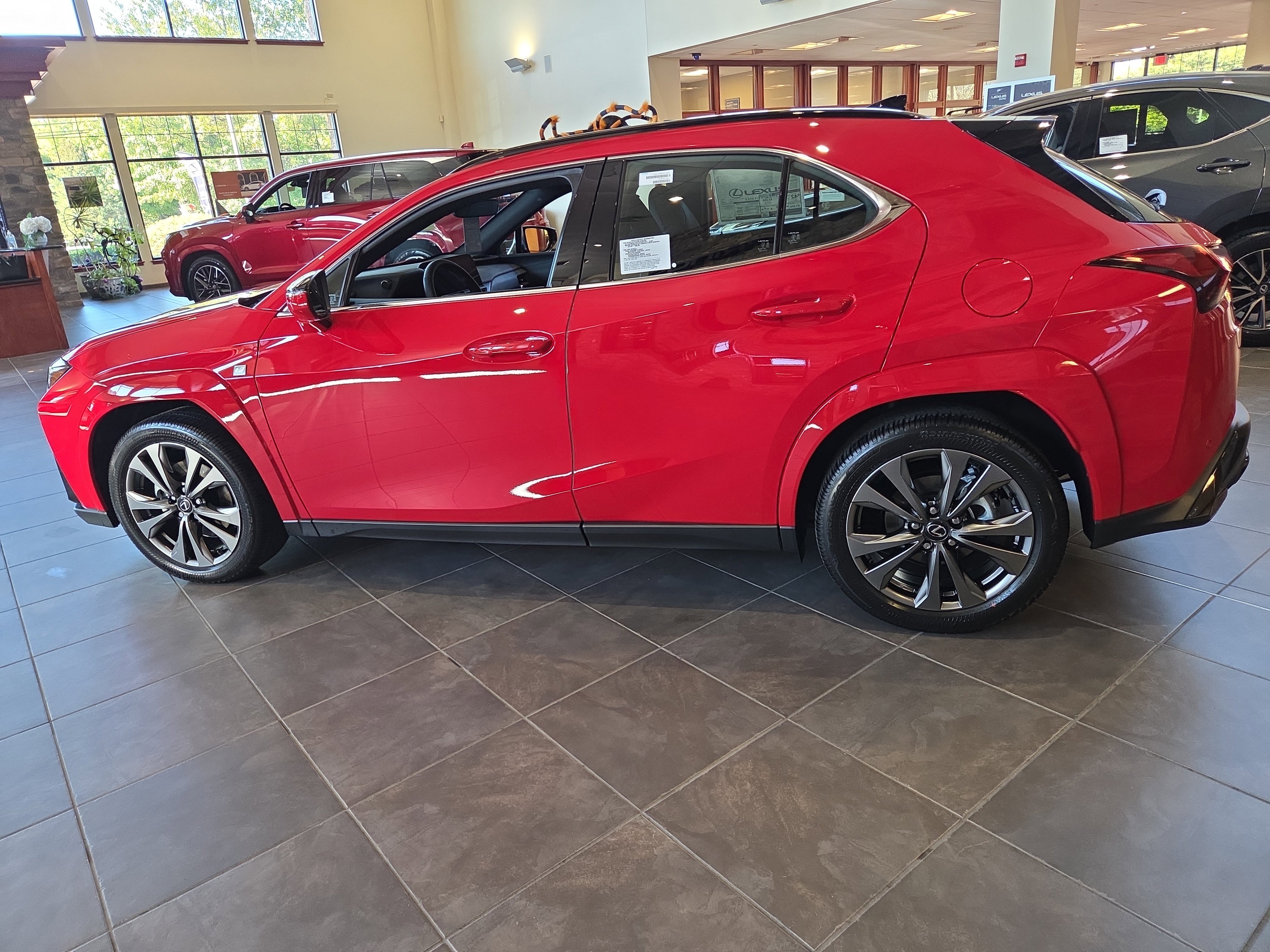 New 2025 Lexus UX 300h AWD image 4