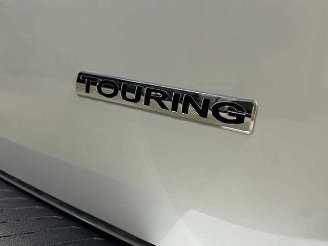 New 2026 Honda Odyssey Touring image 11