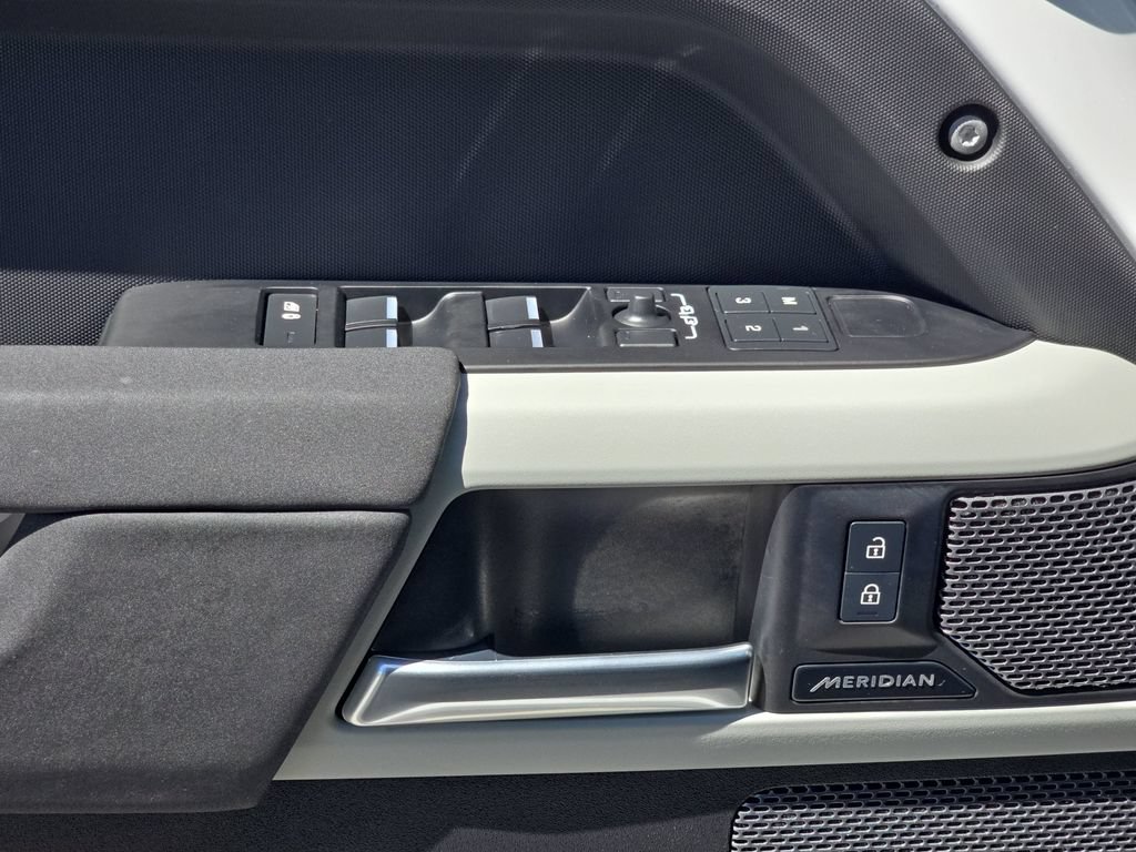 Certified 2023 Land Rover Defender 110 S AWD/4WD image 27