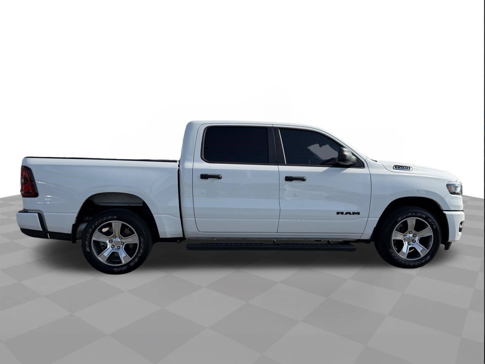 Used 2026 RAM 1500 Express RWD image 6