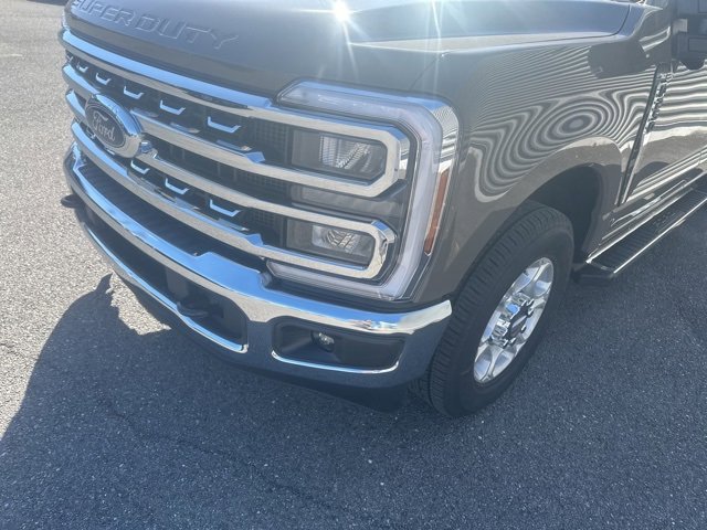 New 2026 Ford F250 XLT w/ XLT Premium Package image 9