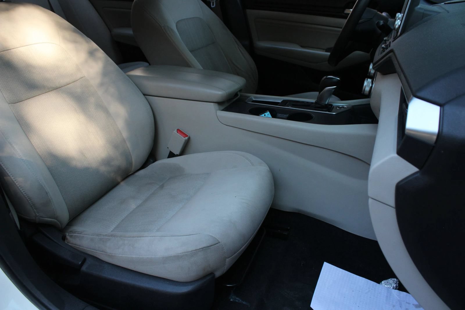 Used 2020 Nissan Altima 2.5 S FWD image 29