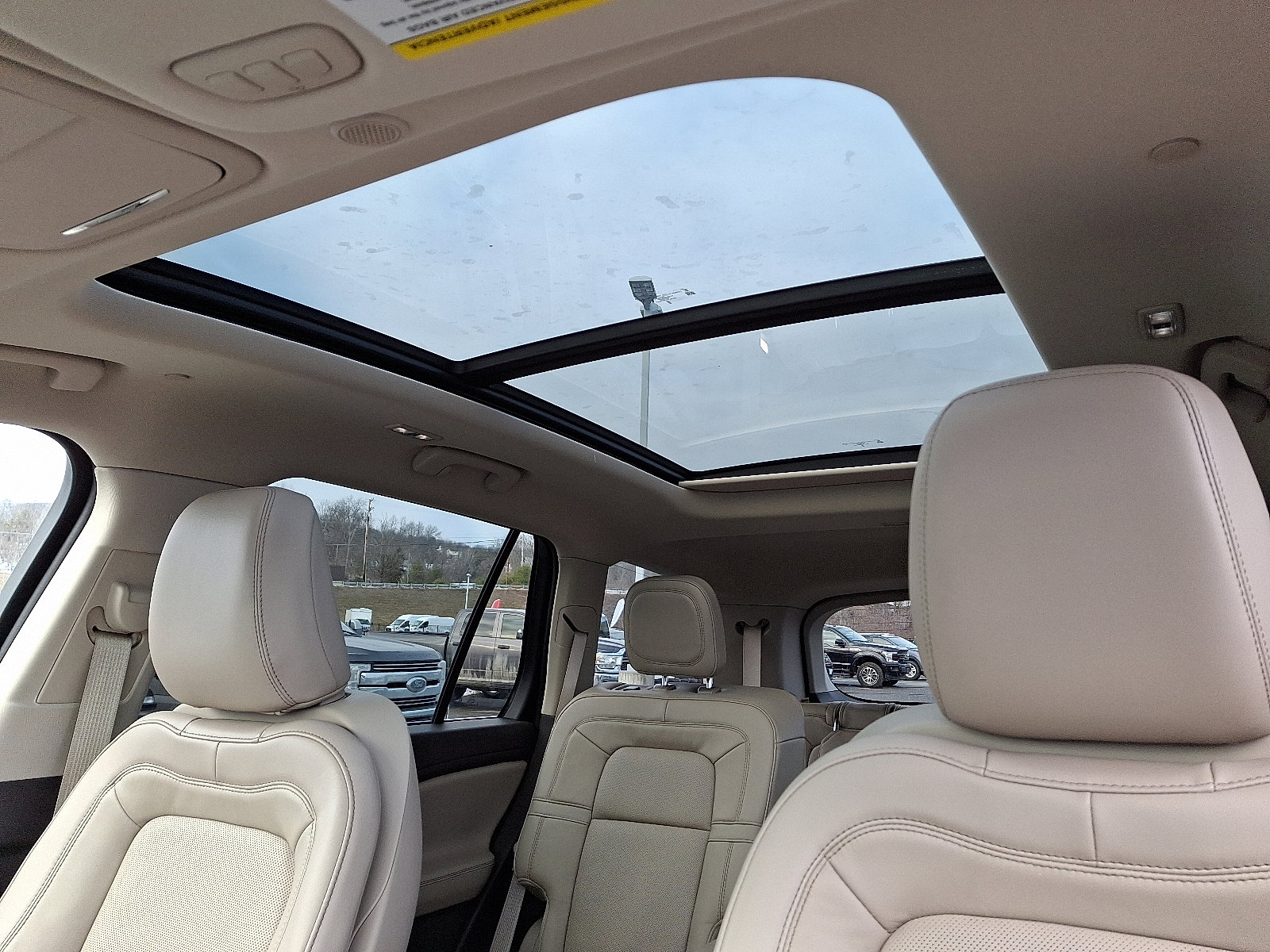 Certified 2023 Lincoln Aviator Reserve w/ Elements Package Plus image 14
