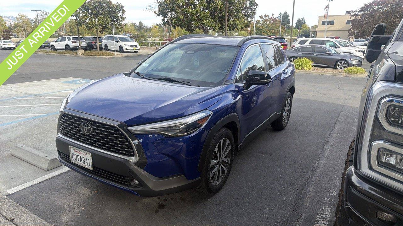 Used 2025 Toyota Corolla Cross XLE