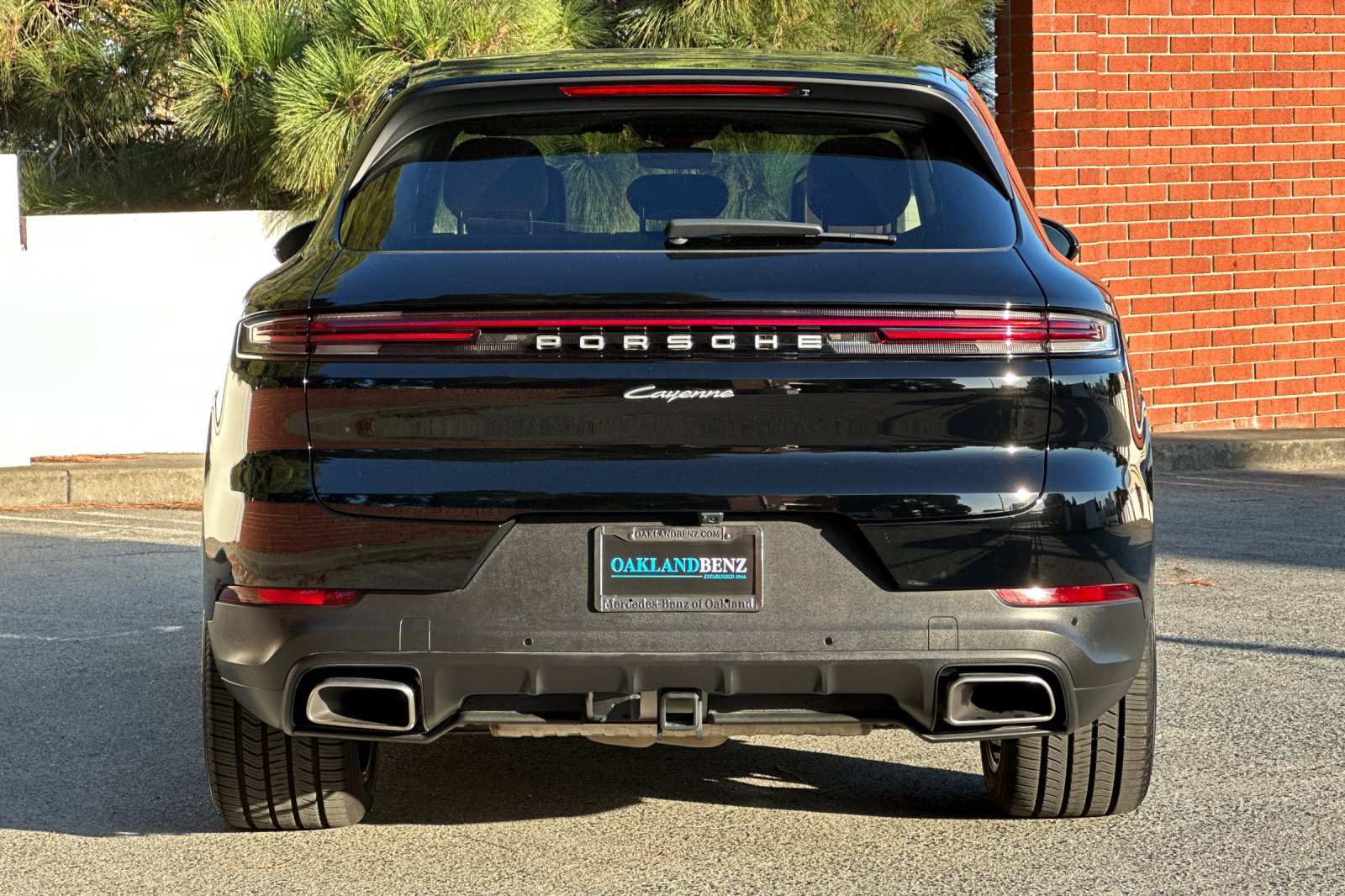 Used 2024 Porsche Cayenne AWD/4WD image 5