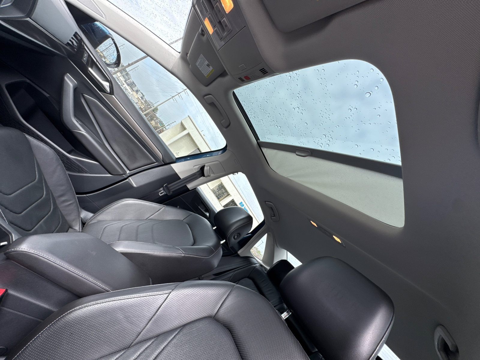 Used 2019 Volkswagen Jetta SEL Premium image 32