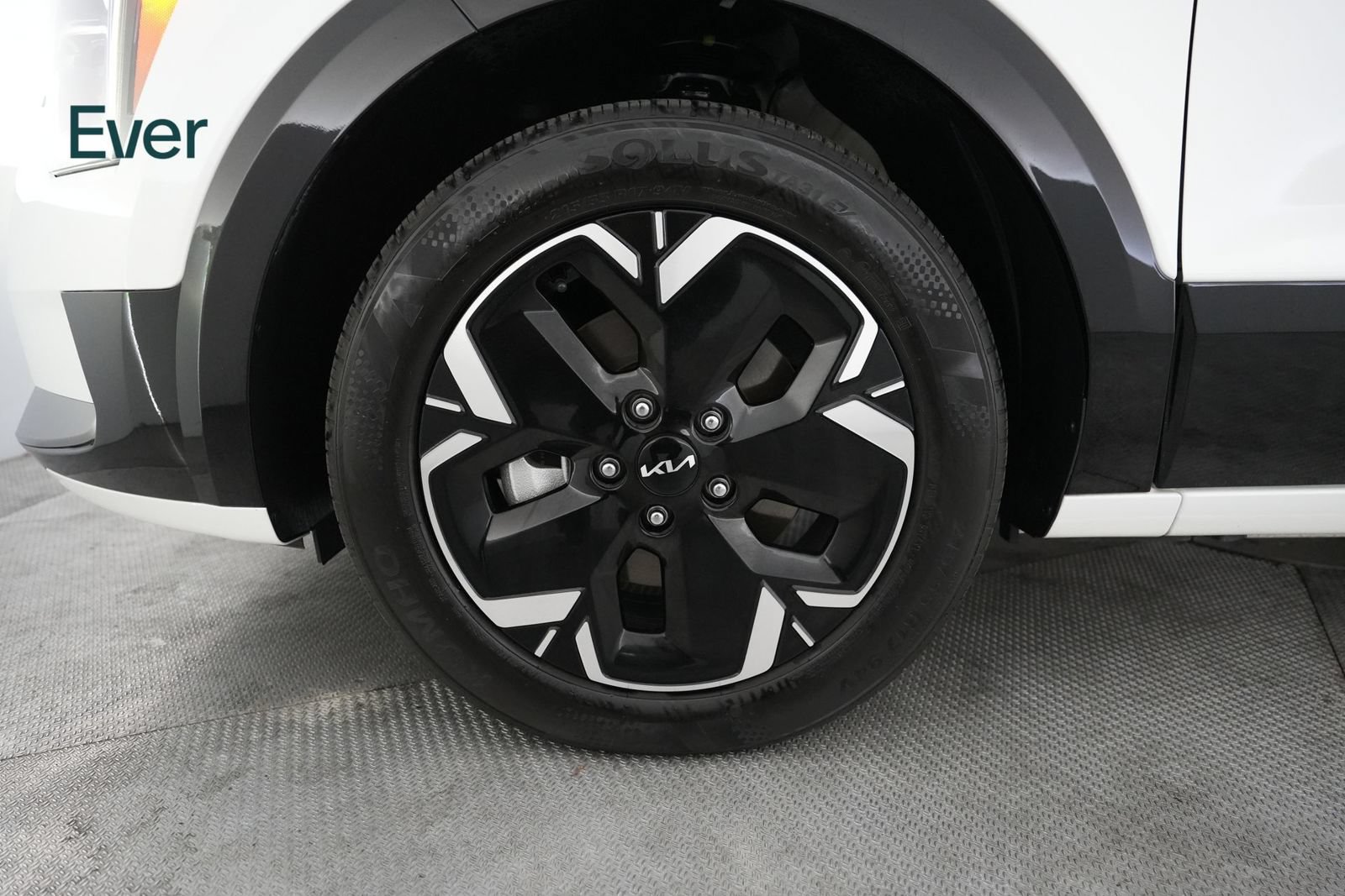 Used 2024 Kia Niro Wind FWD image 19