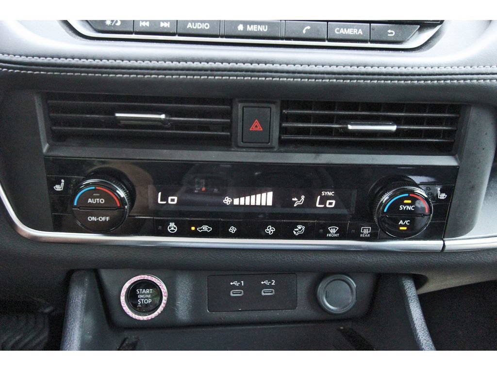 Used 2024 Nissan Rogue SV w/ SV Premium Package FWD image 29