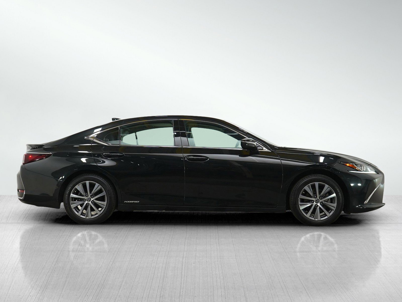 Used 2021 Lexus ES 300h FWD image 6