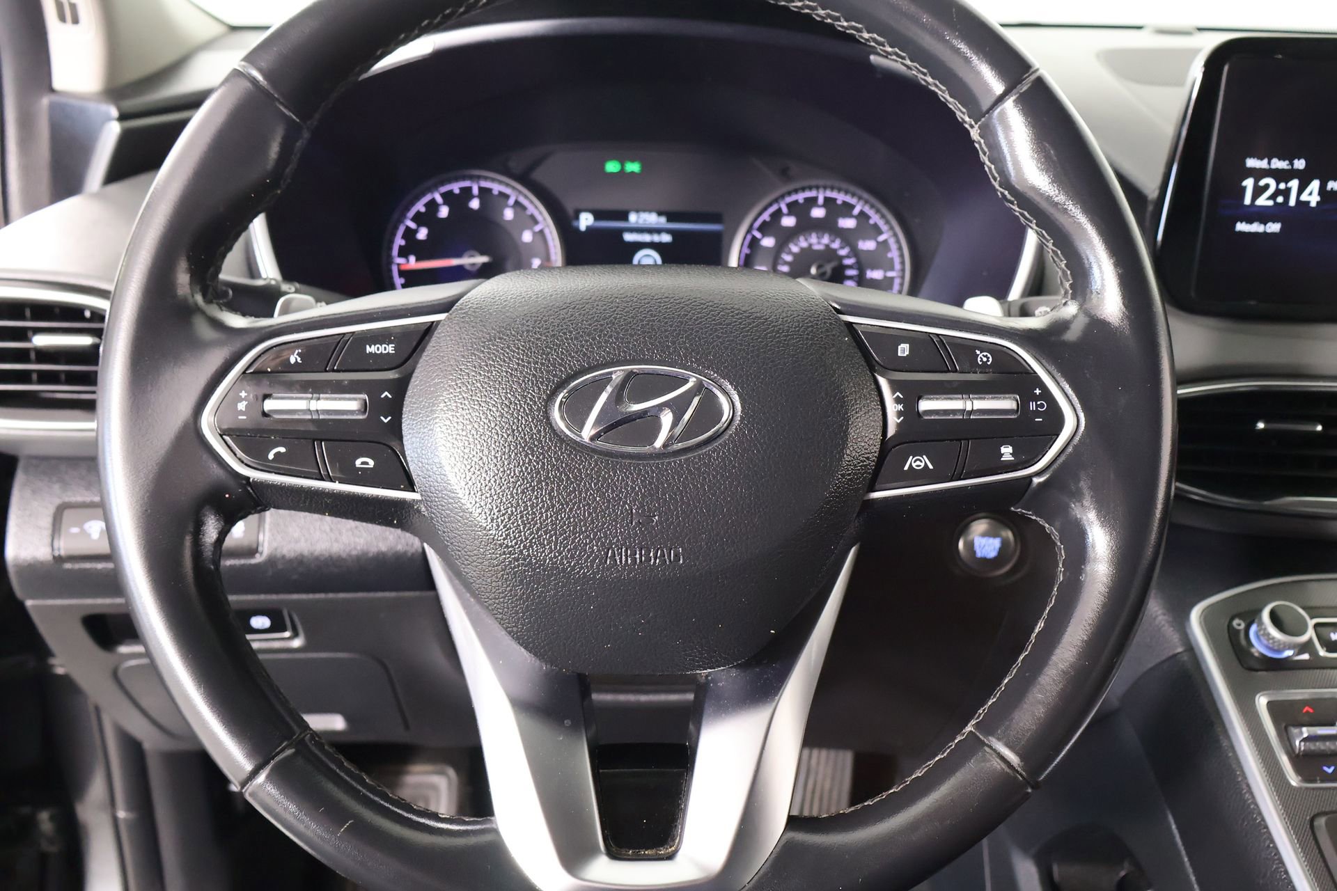 Used 2023 Hyundai Santa Fe SEL image 3