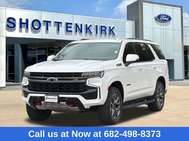 Used 2022 Chevrolet Tahoe Z71 w/ Luxury Package image 3