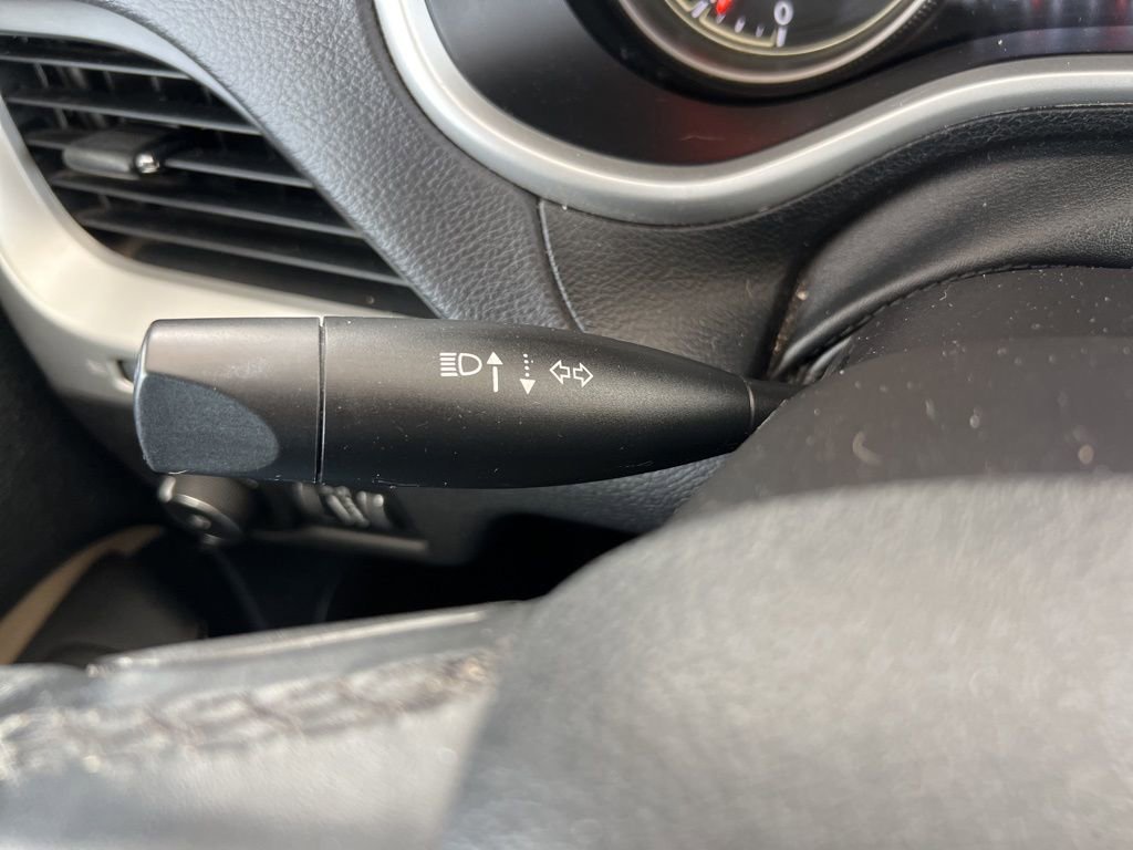 Used 2017 Jeep Cherokee Limited image 43