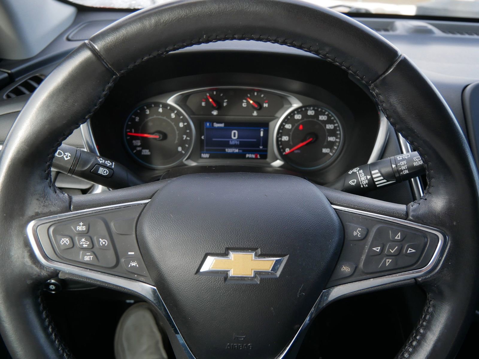 Used 2020 Chevrolet Equinox LT image 24