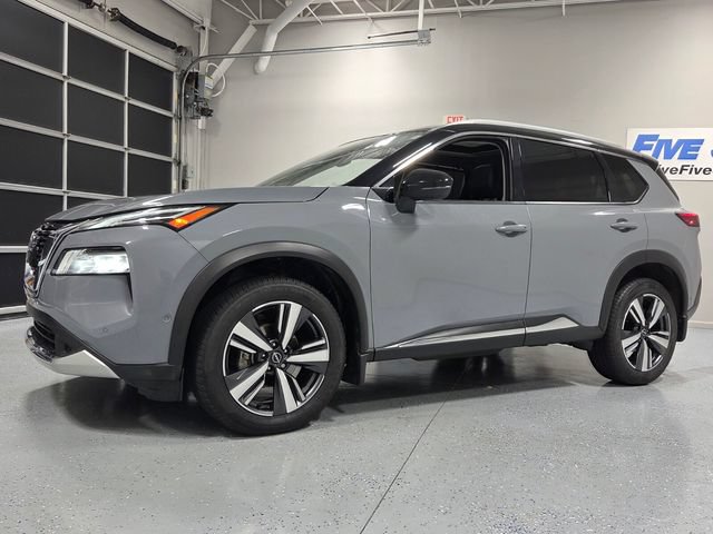 Used 2023 Nissan Rogue Platinum FWD image 3