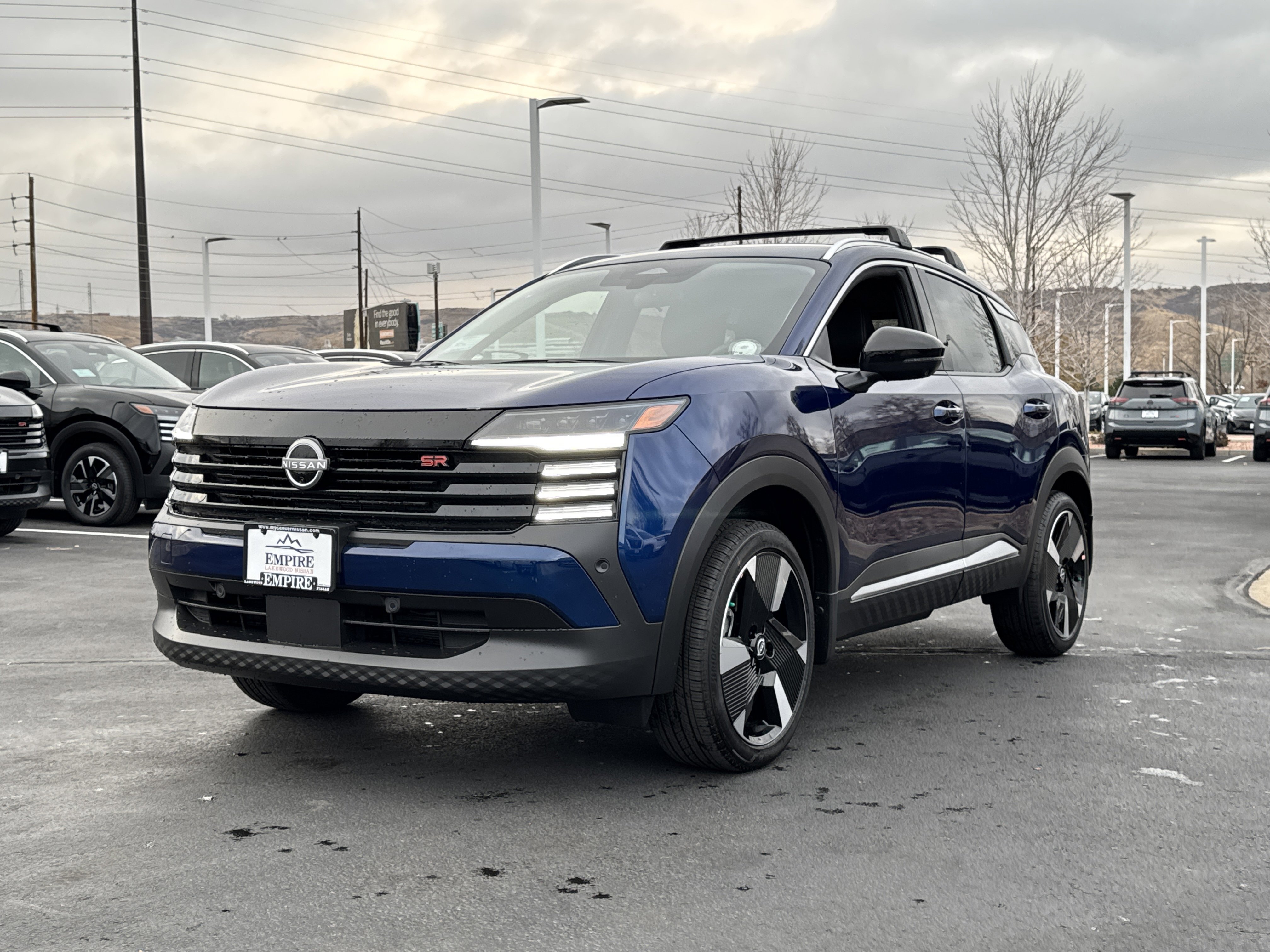 New 2026 Nissan Kicks SR w/ Cold Weather Package AWD/4WD image 4
