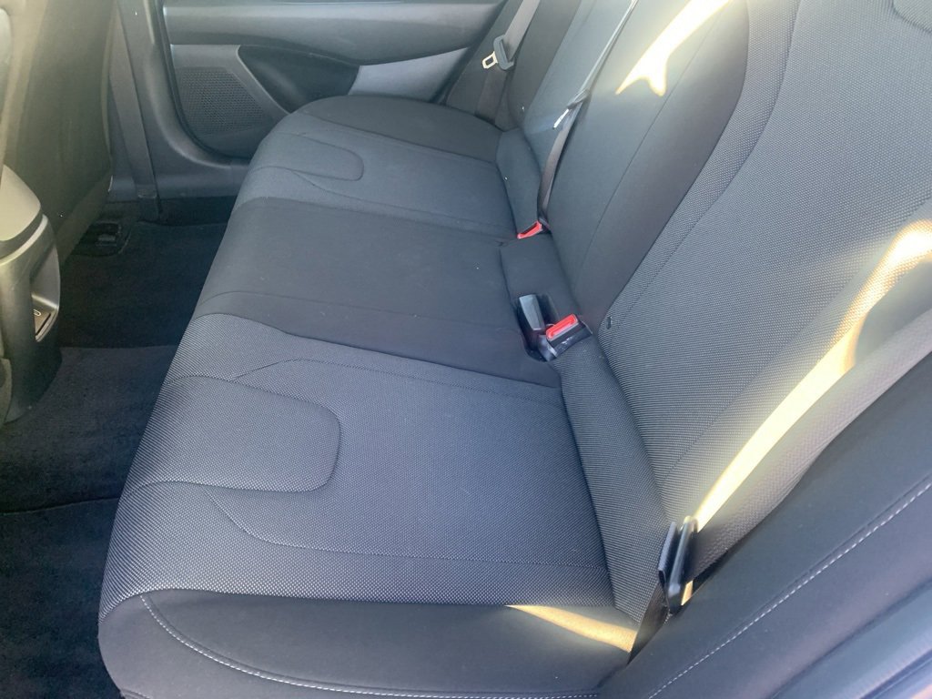 Certified 2024 Hyundai Elantra SE image 30