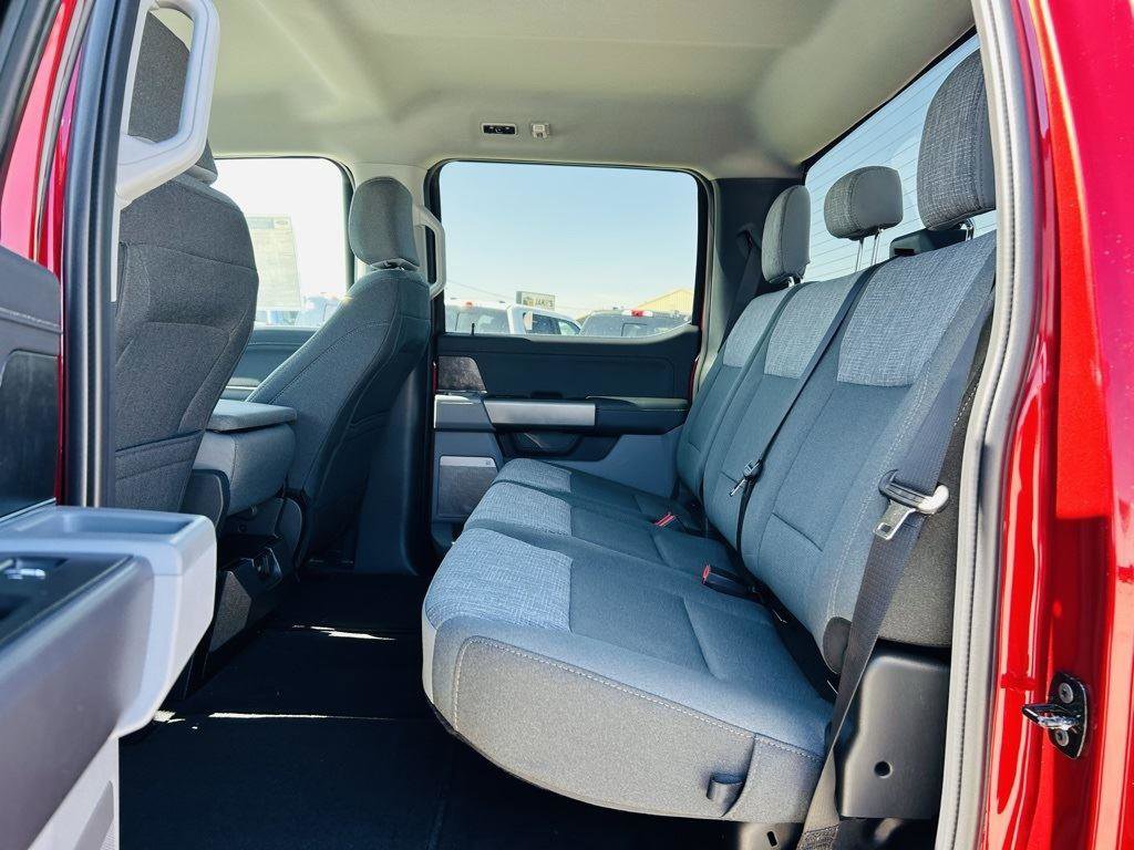 New 2026 Ford F250 XLT w/ XLT Premium Package image 31