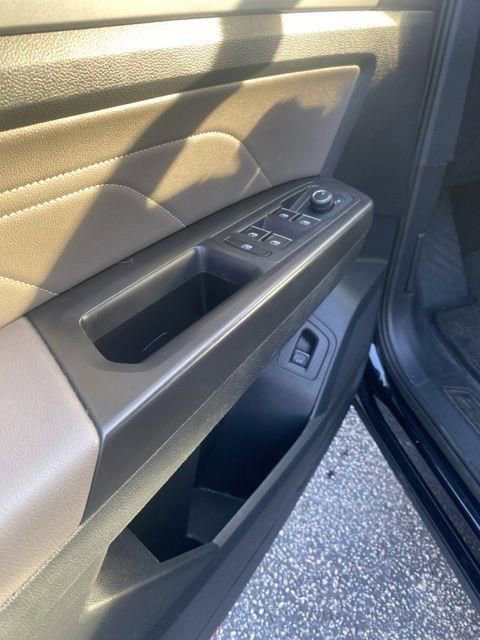 Used 2023 Volkswagen Atlas Cross Sport SE FWD image 16
