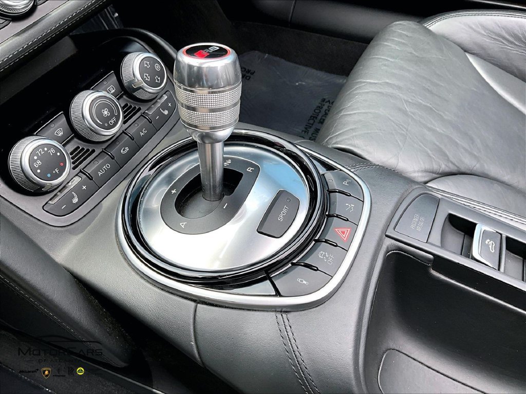 Used 2014 Audi R8 V10 w/ Full Leather Package AWD/4WD image 15