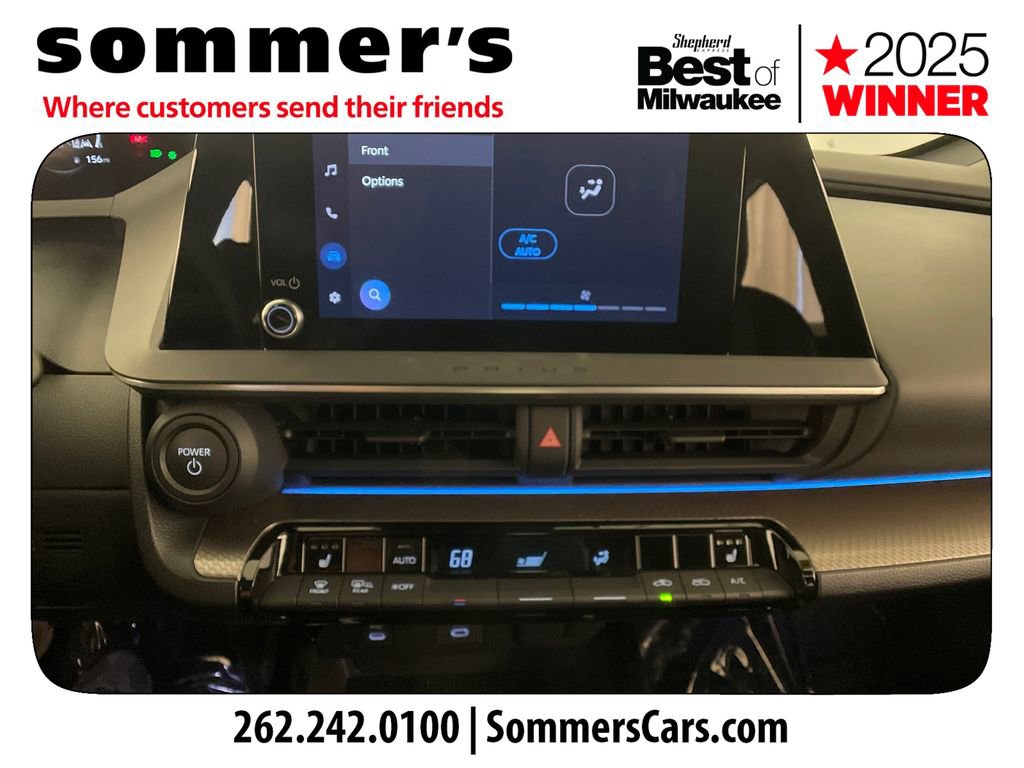Used 2023 Toyota Prius XLE AWD/4WD image 16