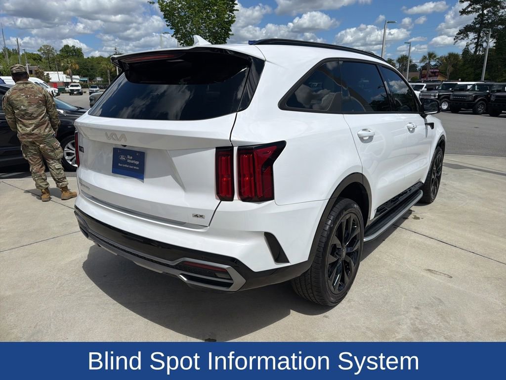 Used 2023 Kia Sorento SX image 10