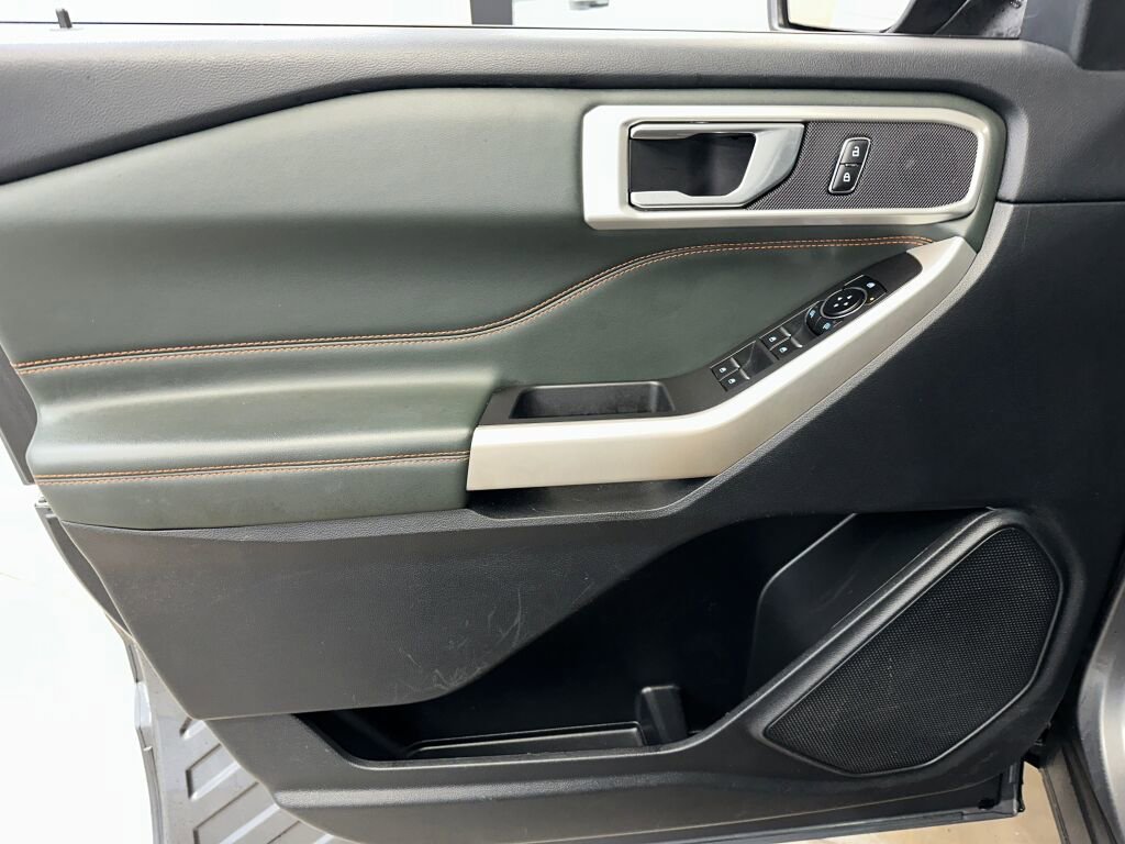 Used 2023 Ford Explorer Timberline image 8