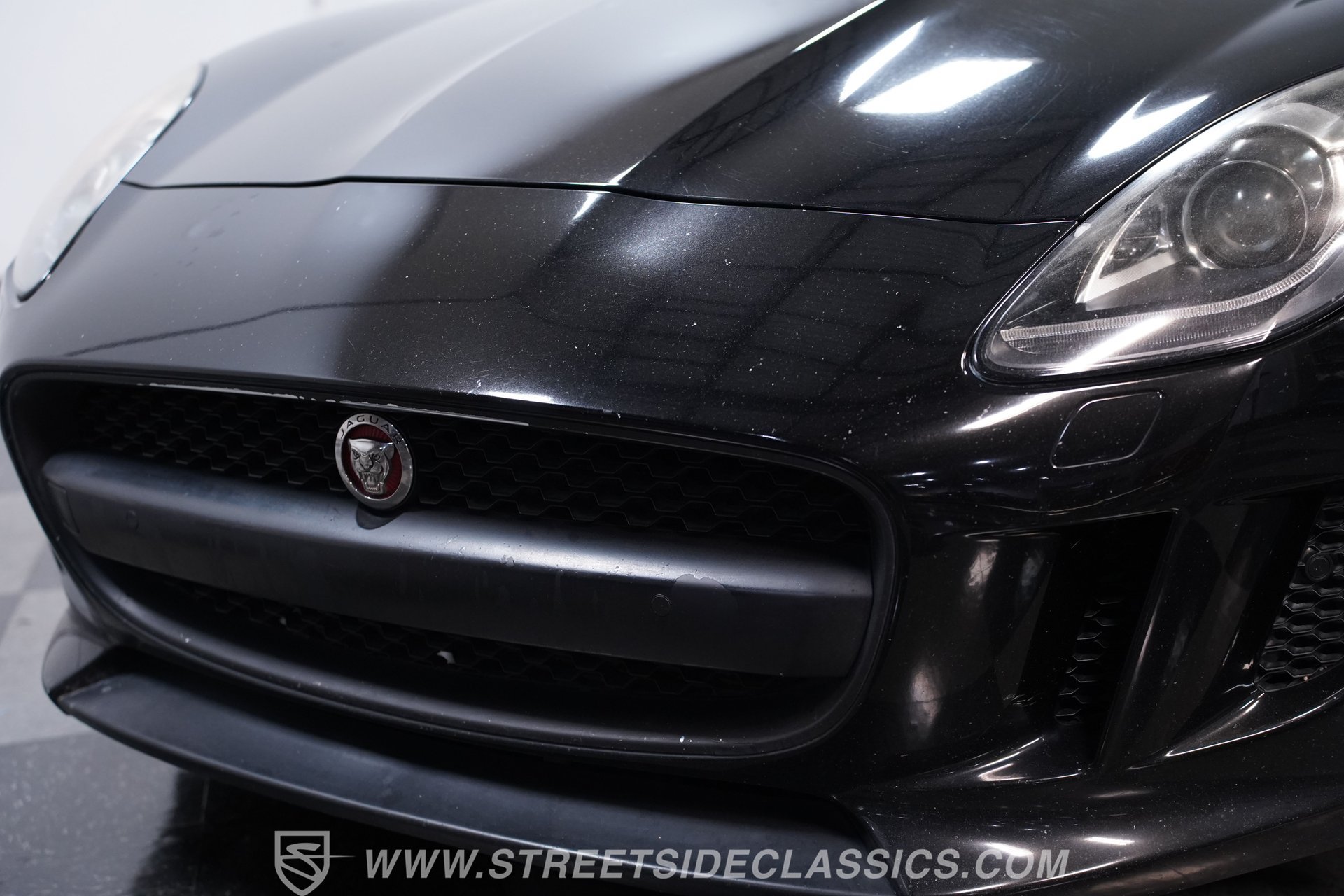 Used 2016 Jaguar F-TYPE Coupe RWD image 19